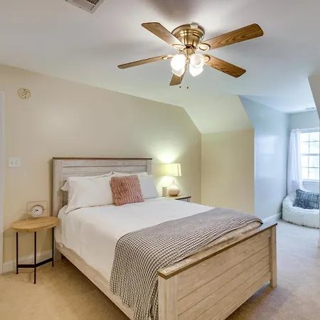 Charming Diamondhead Home With Private Yard!